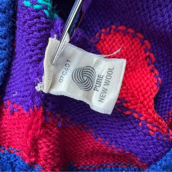 McWooligans Vintage 100% Wool Hand Knit Cardigan Sweater - Picture 13 of 14